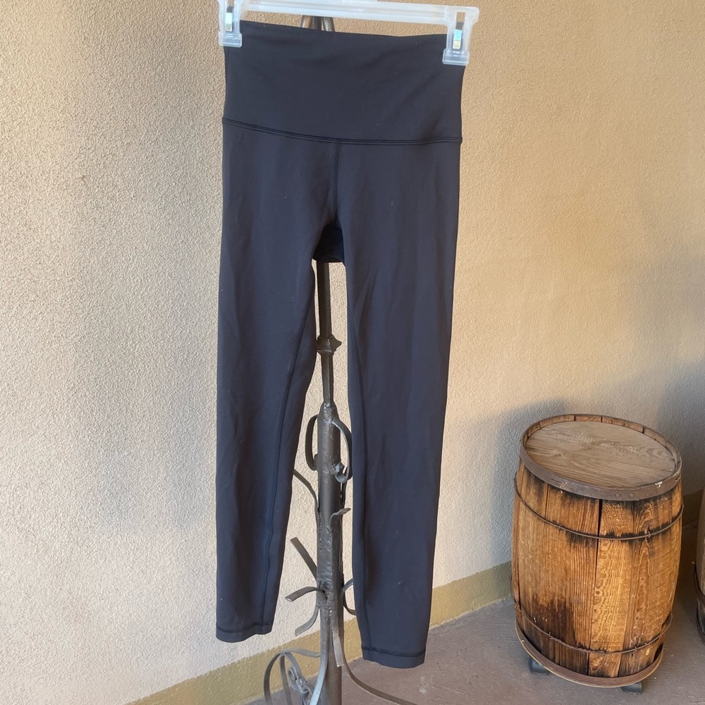 Lulu lemon Black Wunder Under Leggings